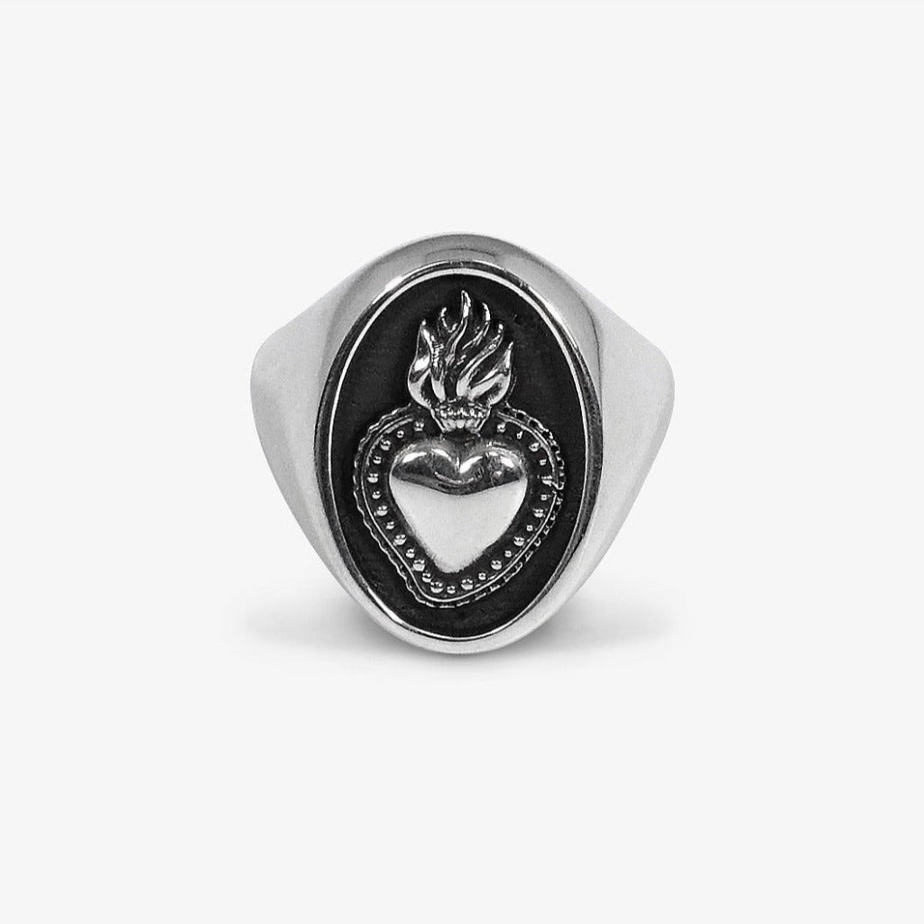 Anello Cuore Sacro Castone Argento