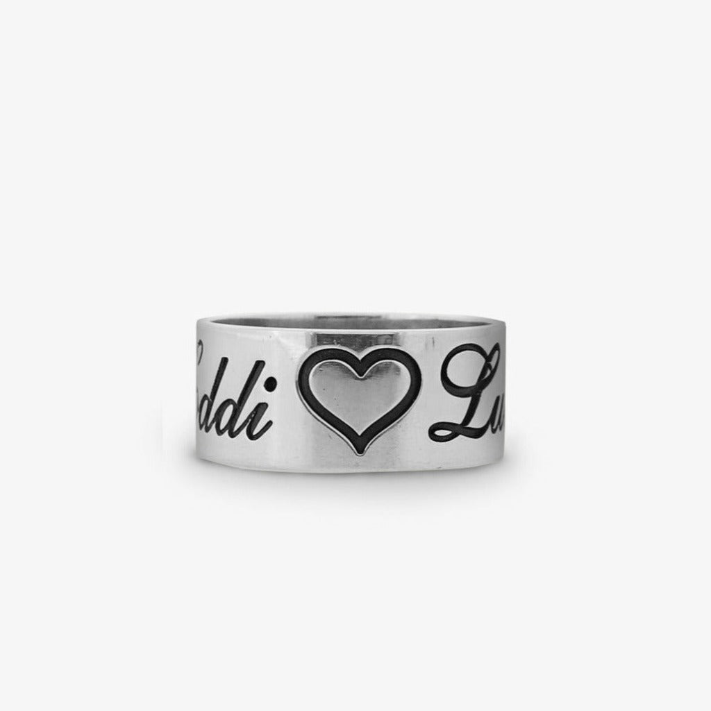 Anello Fascia personalizzabile con Incisione (due nomi e un cuore) Argento