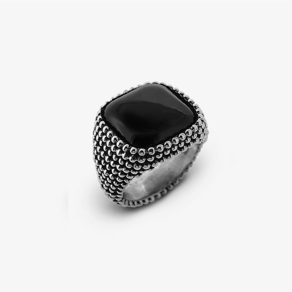 Anello Puninato con Onice Cabochon Argento